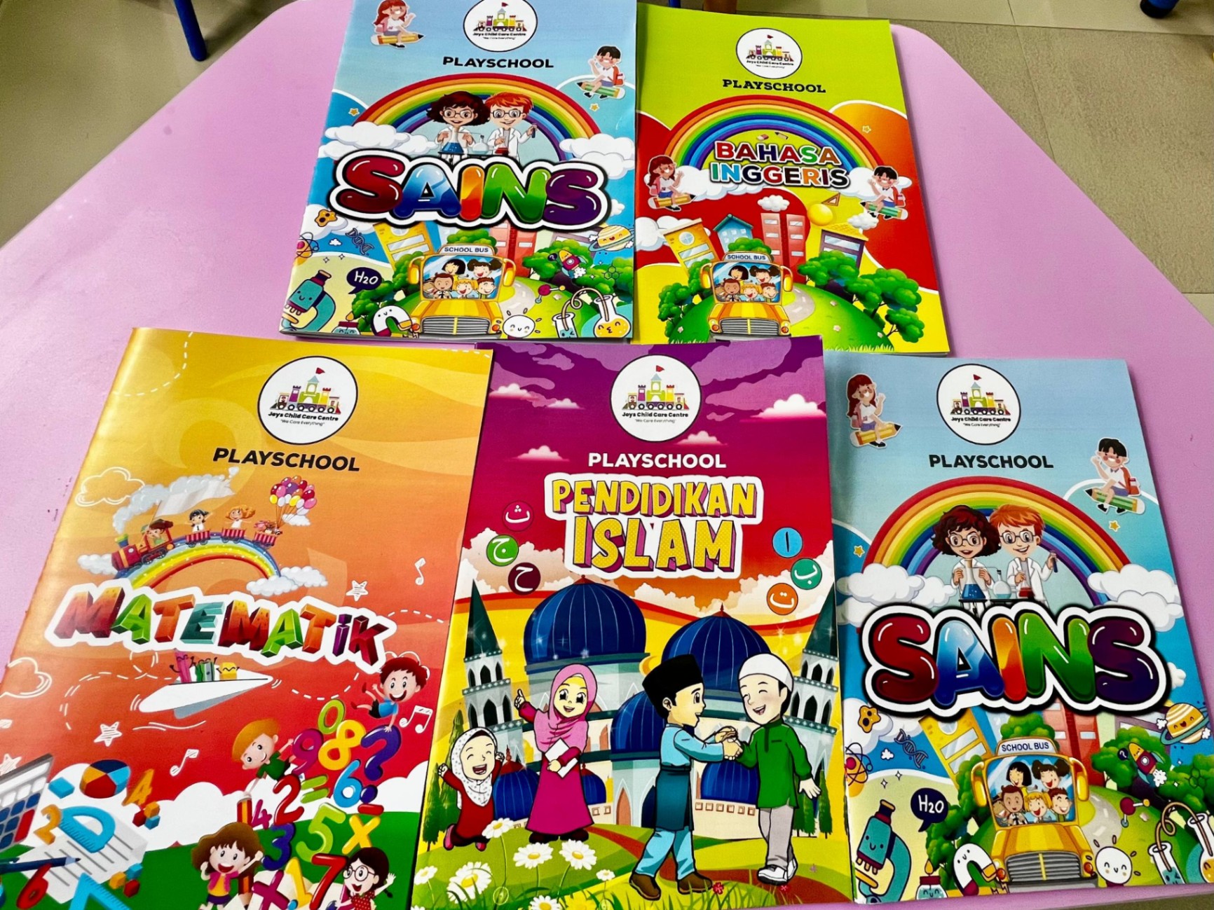 Buku pembelajaran Playschool JCCC